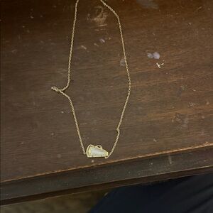 Kendra Scott necklace